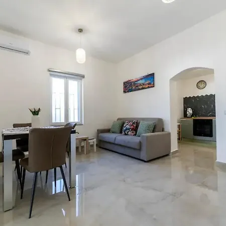 Διαμέρισμα Come_visit_napoli